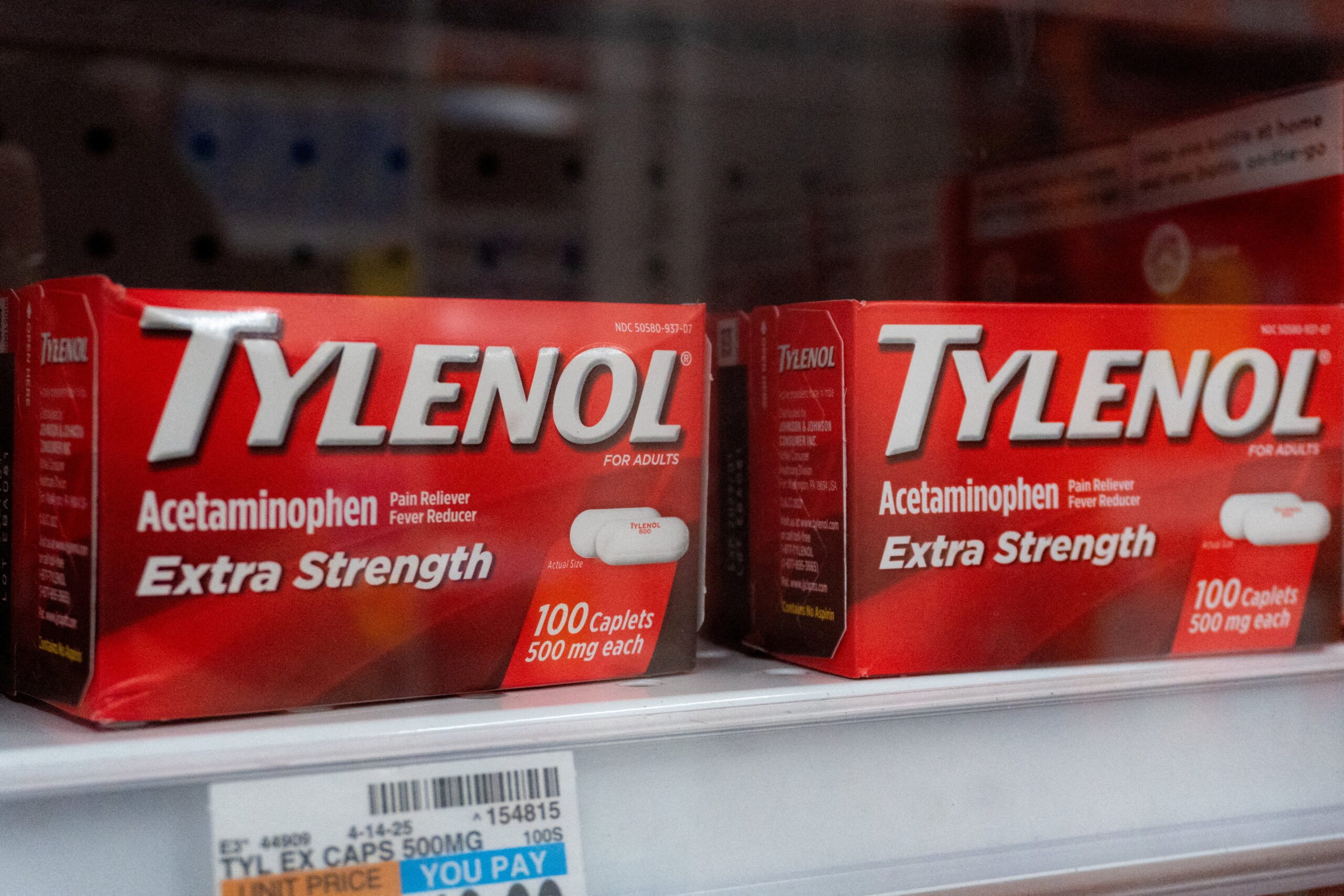 Texas processa fabricantes do Tylenol por suposta ligação com autismo; especialistas dizem que não há provas científicas